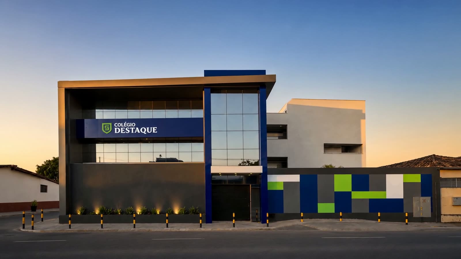 Fachada do Colégio Destaque ao amanhecer